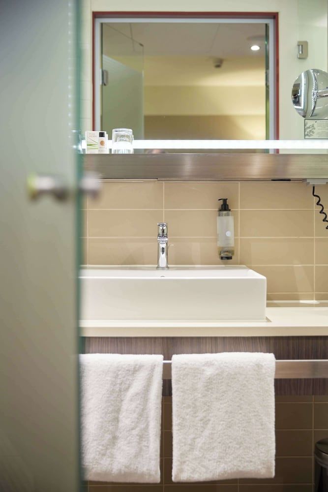 bigBOX ALLGÄU Hotel Standard Small Zimmer with Terrace, 17qm 4