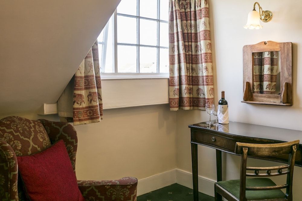 Ednam House Hotel Double or Twin Room (Attic) 5