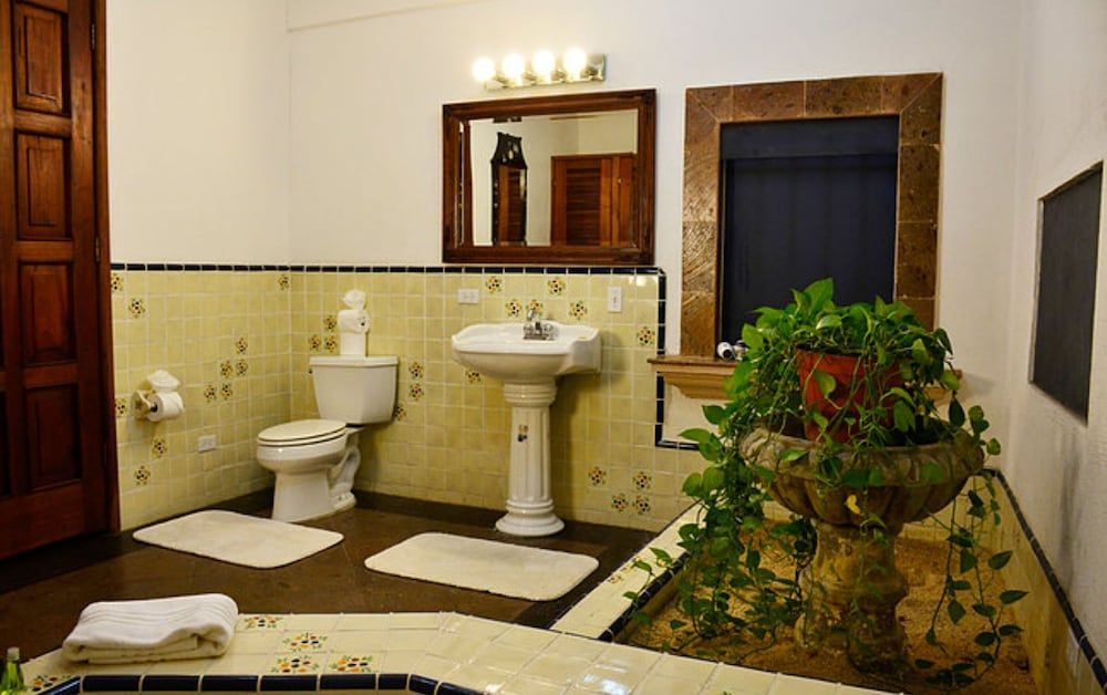 Collection O Casa Bella Hotel Boutique, Cabo San Lucas Deluxe Suite 3