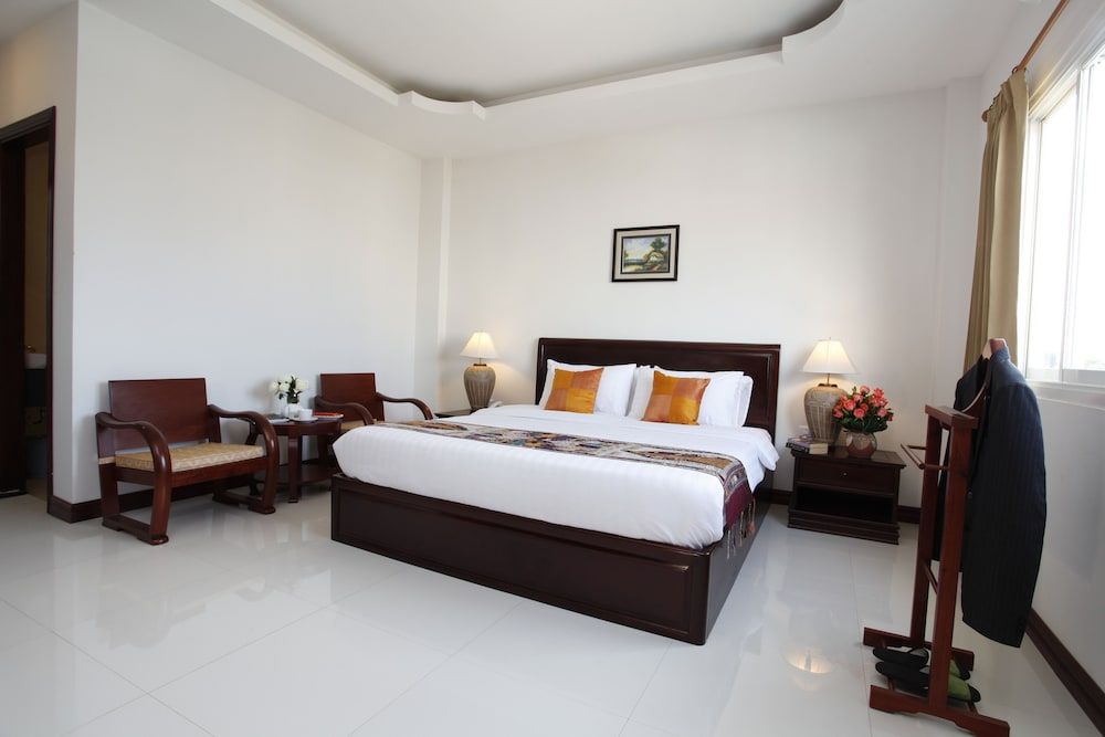 Lao Golden Hotel Deluxe Room 7