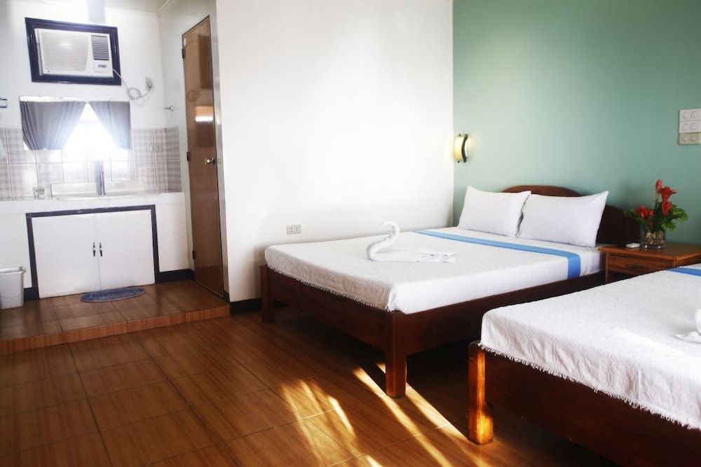 Vitton Beach Resort Deluxe Room, 2 Queen Beds 7