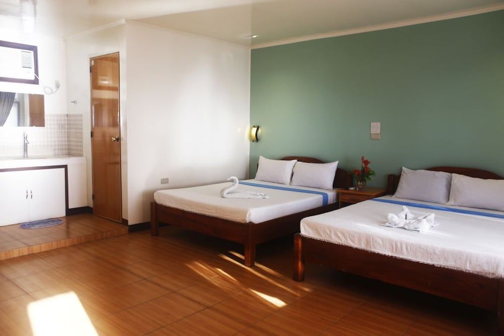Vitton Beach Resort Deluxe Room, 2 Queen Beds 5