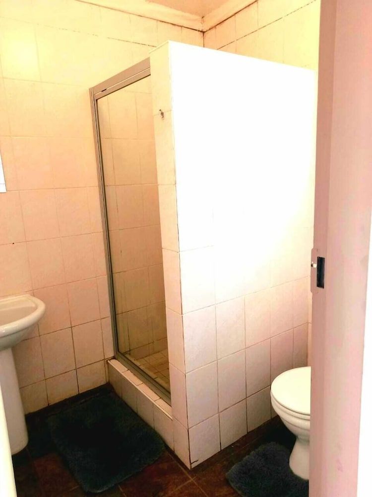 Limpopo Lodge Double Room 4