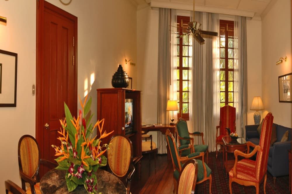 Settha Palace Hotel Executive Suite 6