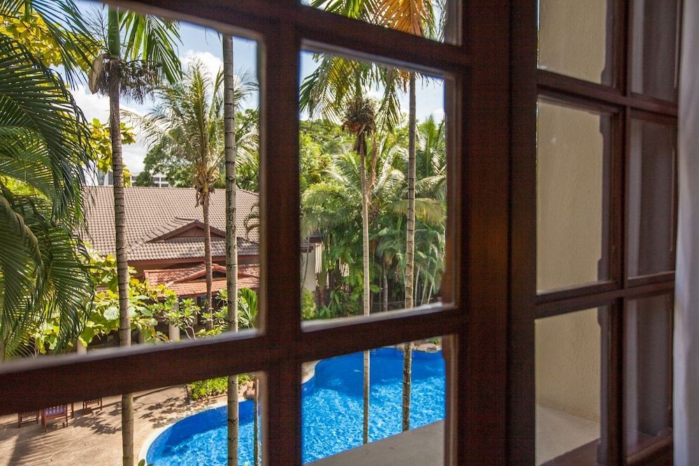 Settha Palace Hotel Executive Suite 8