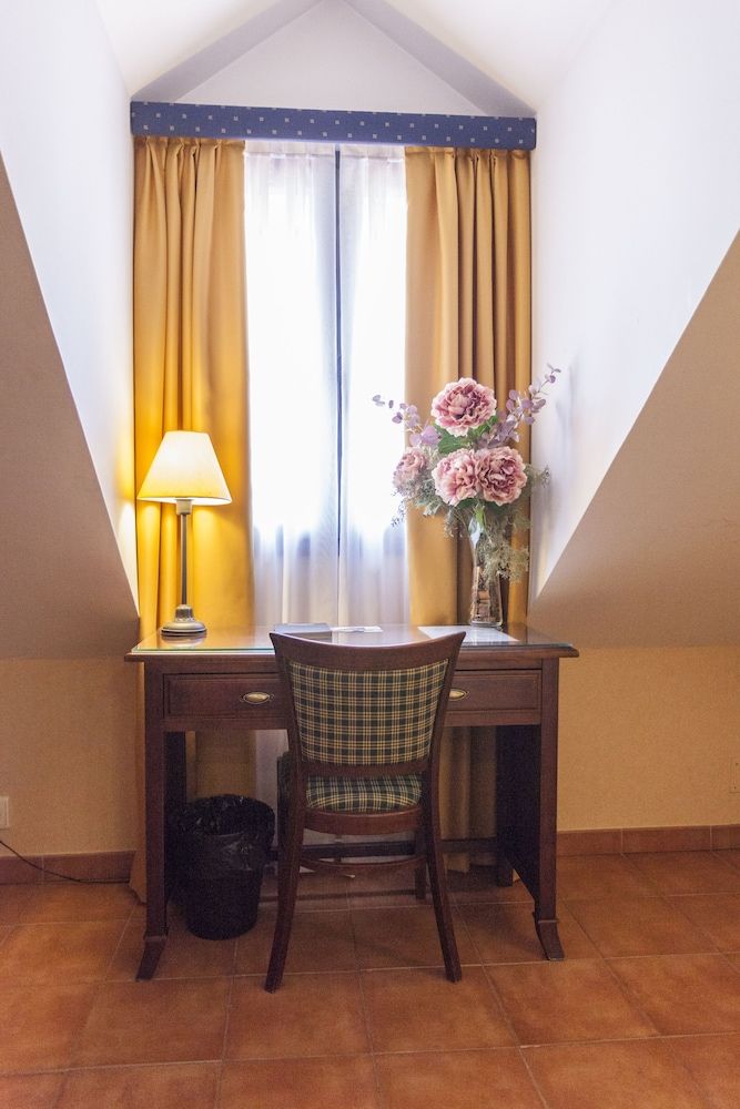 Hospedium Hotel Los Lanceros Standard Double Room 11