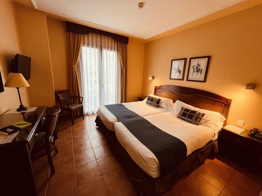Hospedium Hotel Los Lanceros Standard Double Room 3