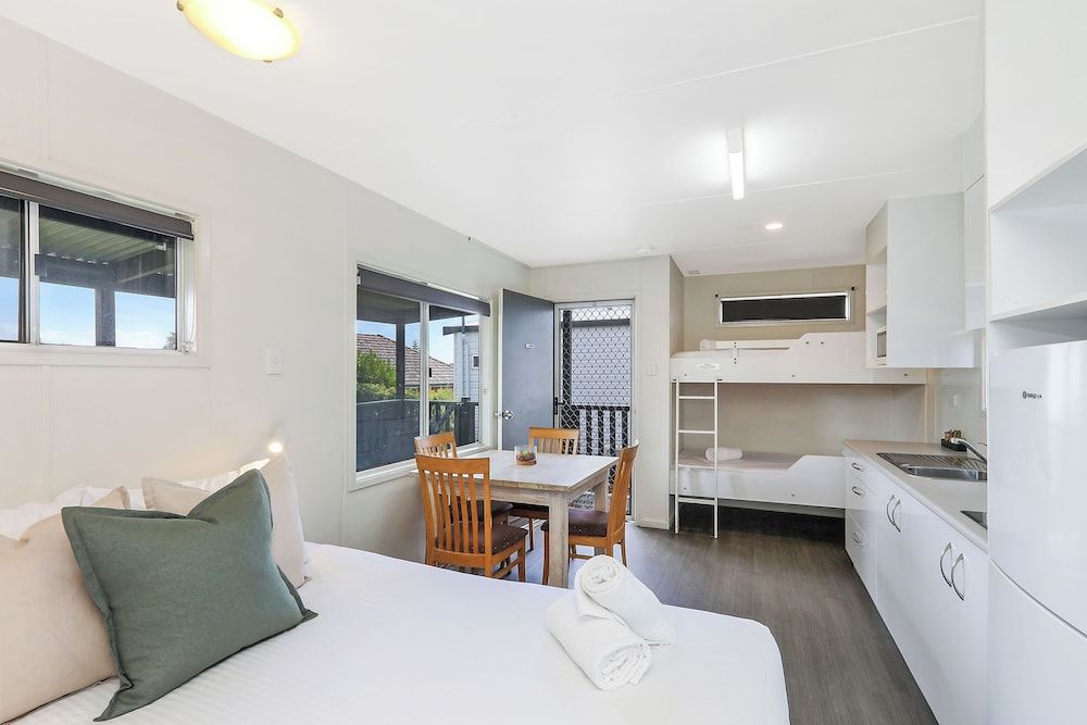 Standard Cabin - Sleeps 4 - Dog Friendly