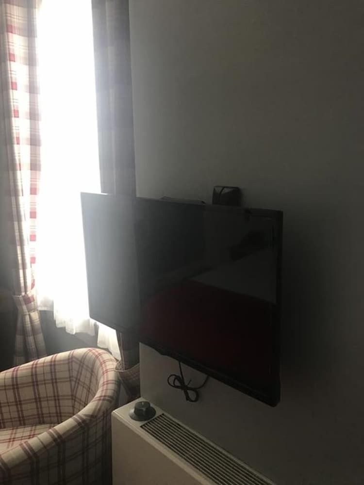 The White Hart Hotel Double Room, Ensuite 4