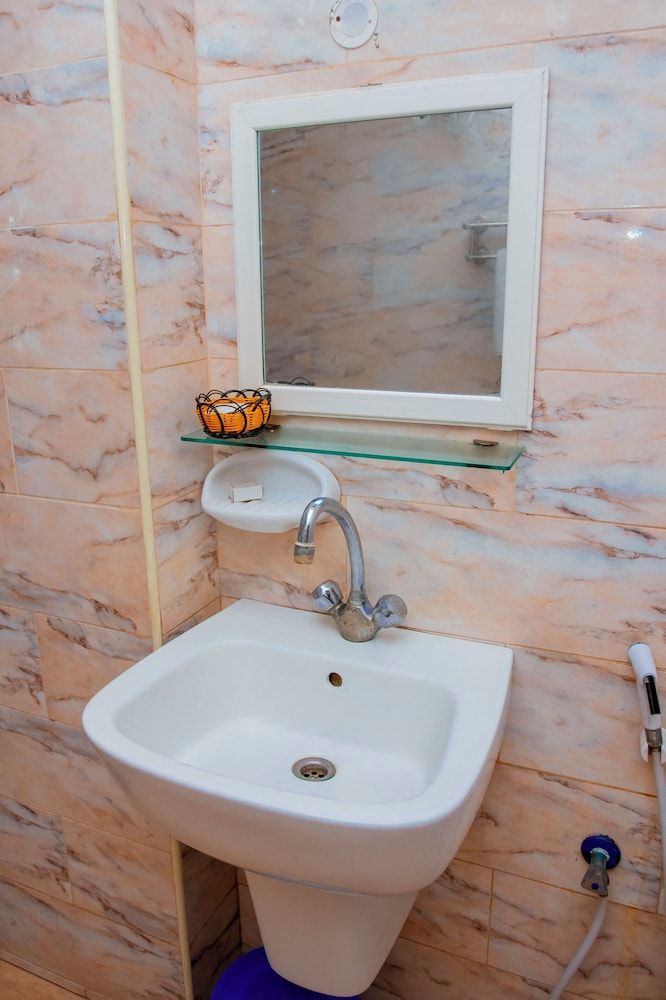 Sleep Inn Hotel Kariakoo Standard Twin Room 15