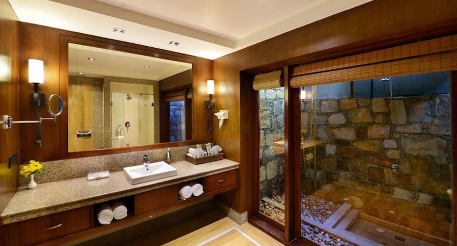 Super_DLX_bathroom_wppiqz_ofAikC