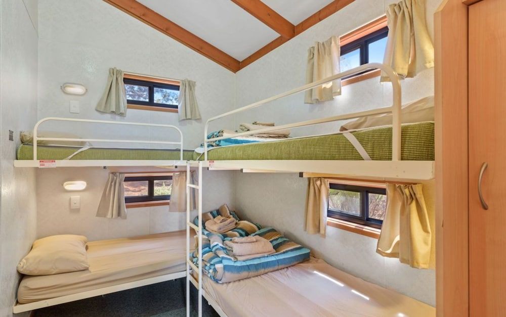 Discovery Parks - Whyalla Superior 2 Bedroom Cabin - Sleeps 6