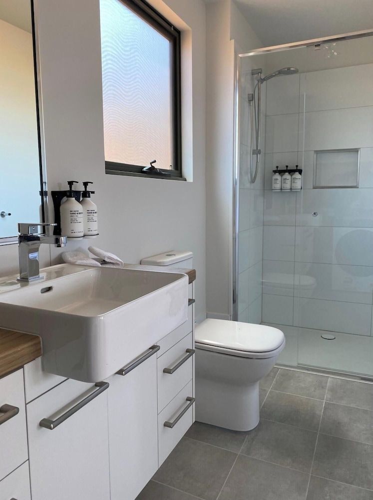 Discovery Parks - Whyalla Deluxe Studio Room - Sleeps 2 5