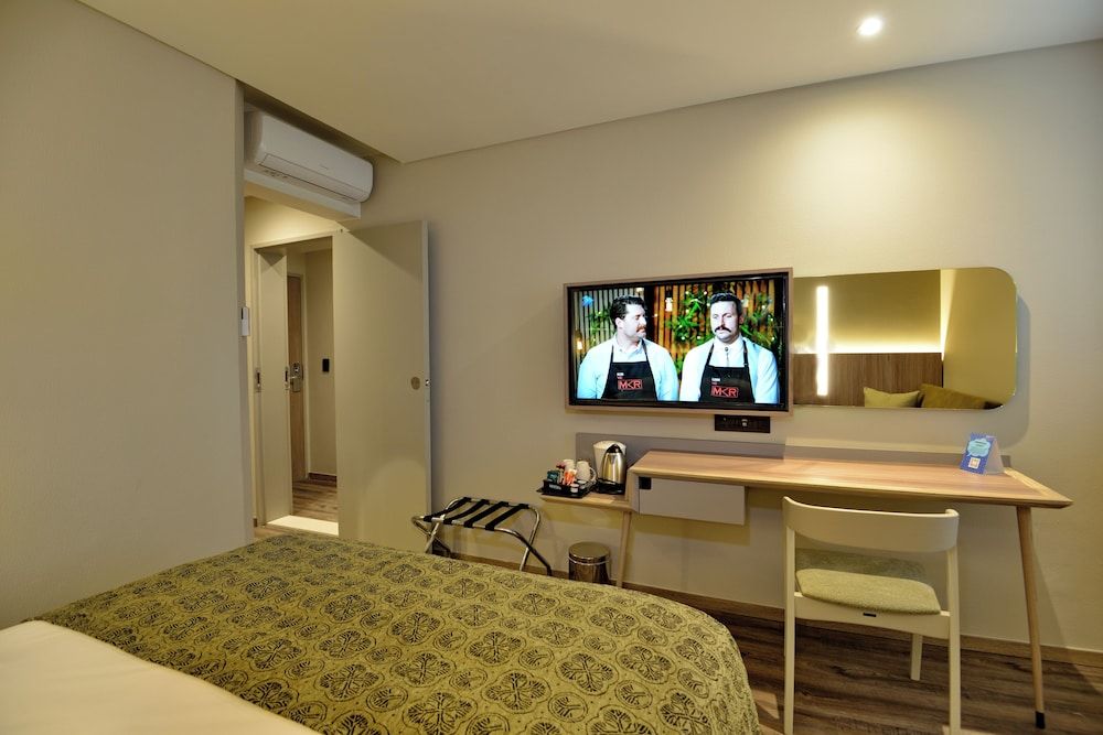 Town Lodge George Double Room, 1 Bedroom 4