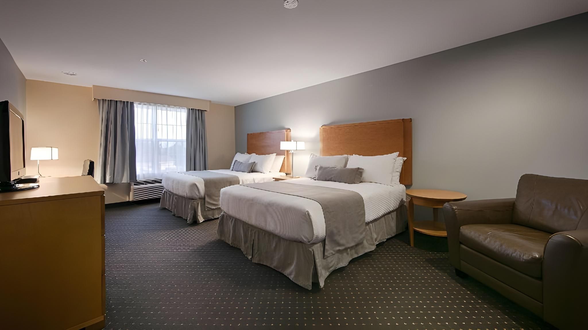 2 queen beds, nonsmoking