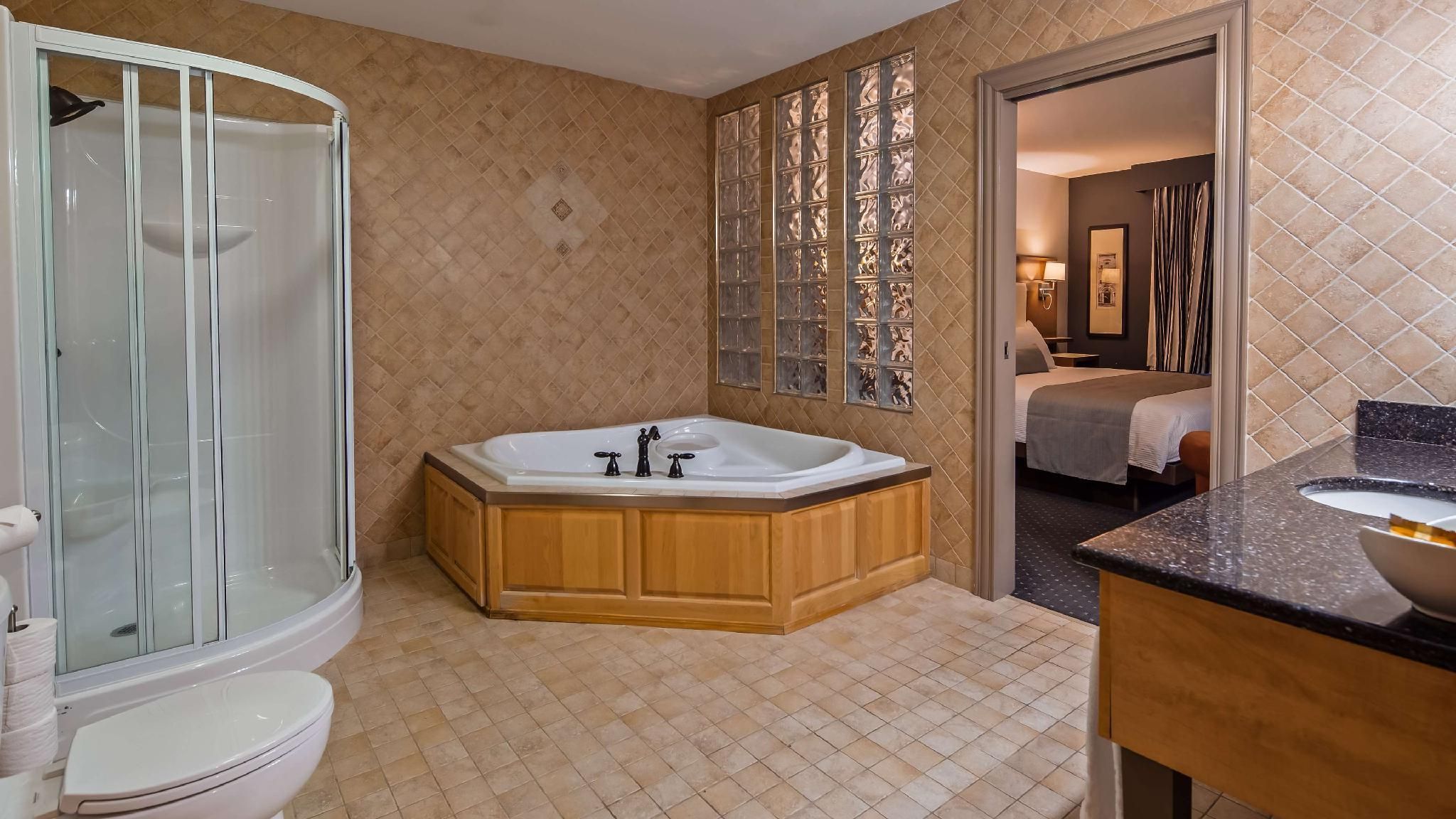 Suite - 1 King Bed, Nonsmoking, Separate Bedroom, Sofabed