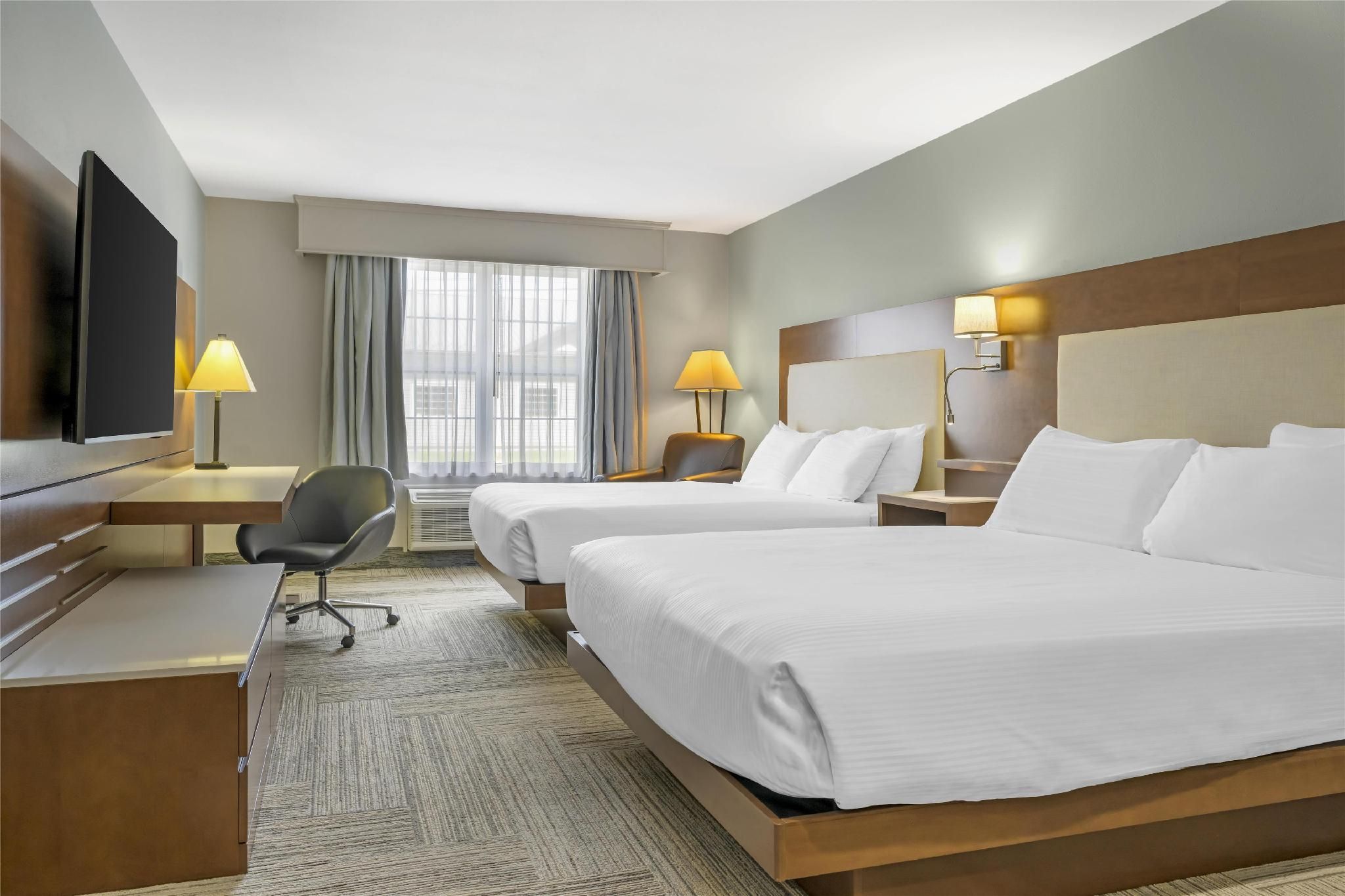 2 queen beds, nonsmoking