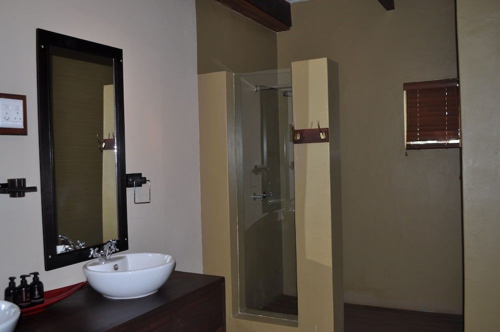 Hakusembe River Lodge Standard Twin Room, 2 Twin Beds, Garden View 5