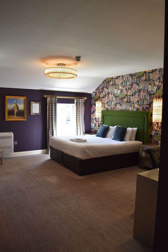 Elveden Inn Deluxe Room, 1 King Bed, Ensuite (Singh Room) 2