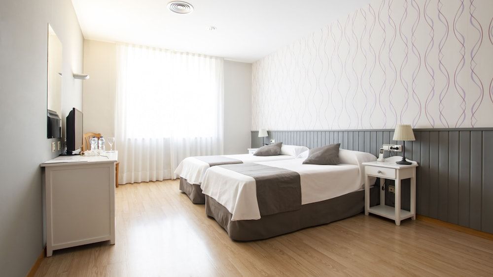 Hotel Isabel de Segura Superior Double or Twin Room 3