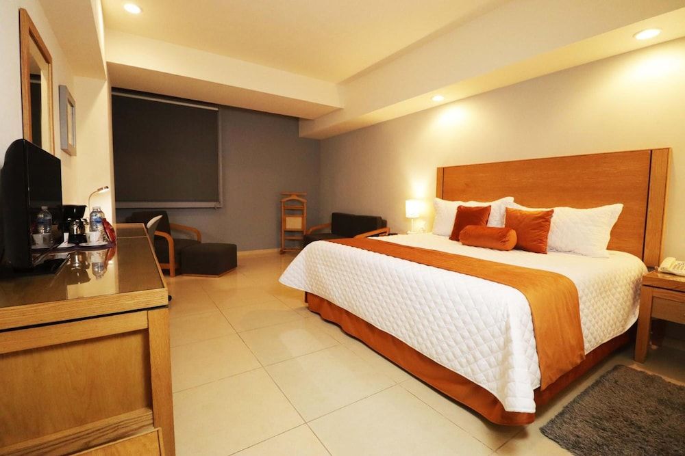 Hotel HB Córdoba Standard Room, 1 King Bed 2