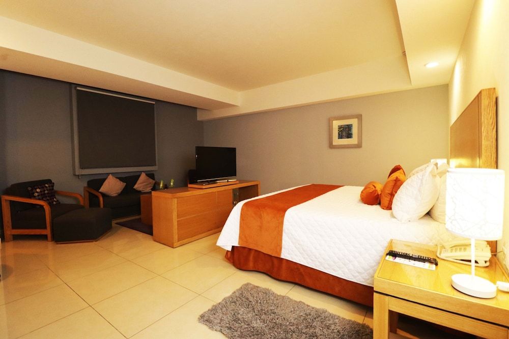 Hotel HB Córdoba Deluxe Room, 1 King Bed 2