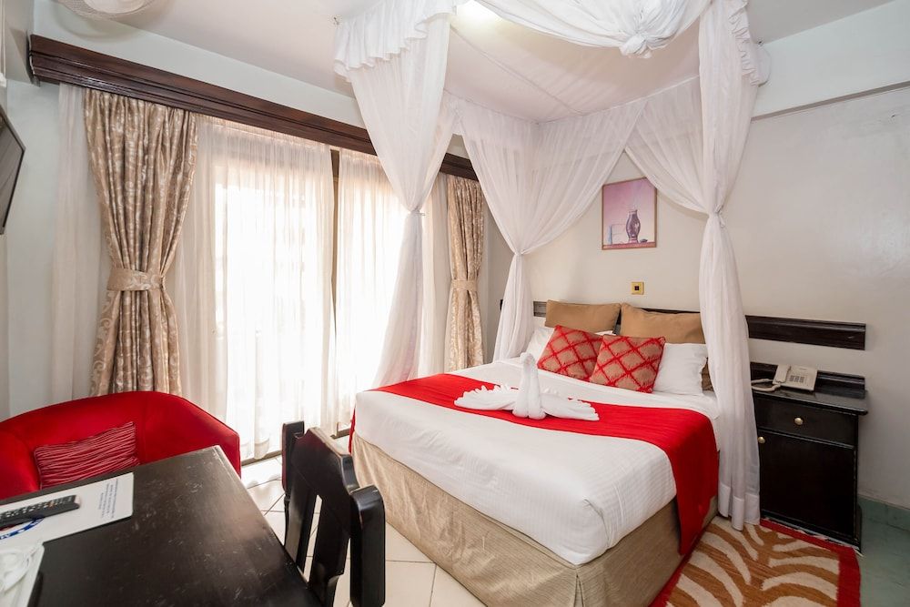 Marble Arch Hotel Standard Double Room, 1 Double Bed 7