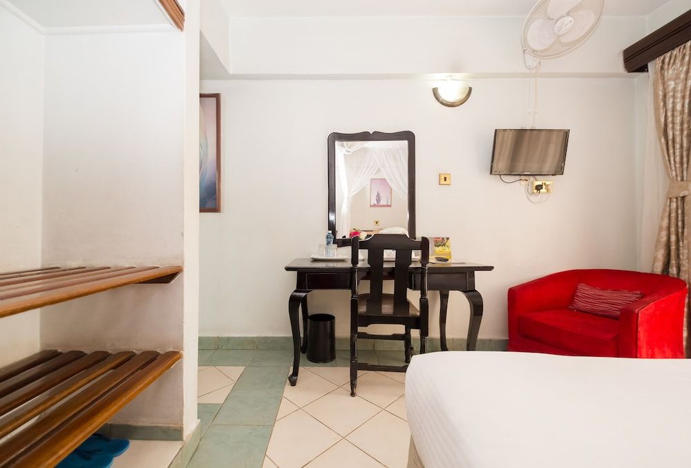 Marble Arch Hotel Standard Double Room, 1 Double Bed 6