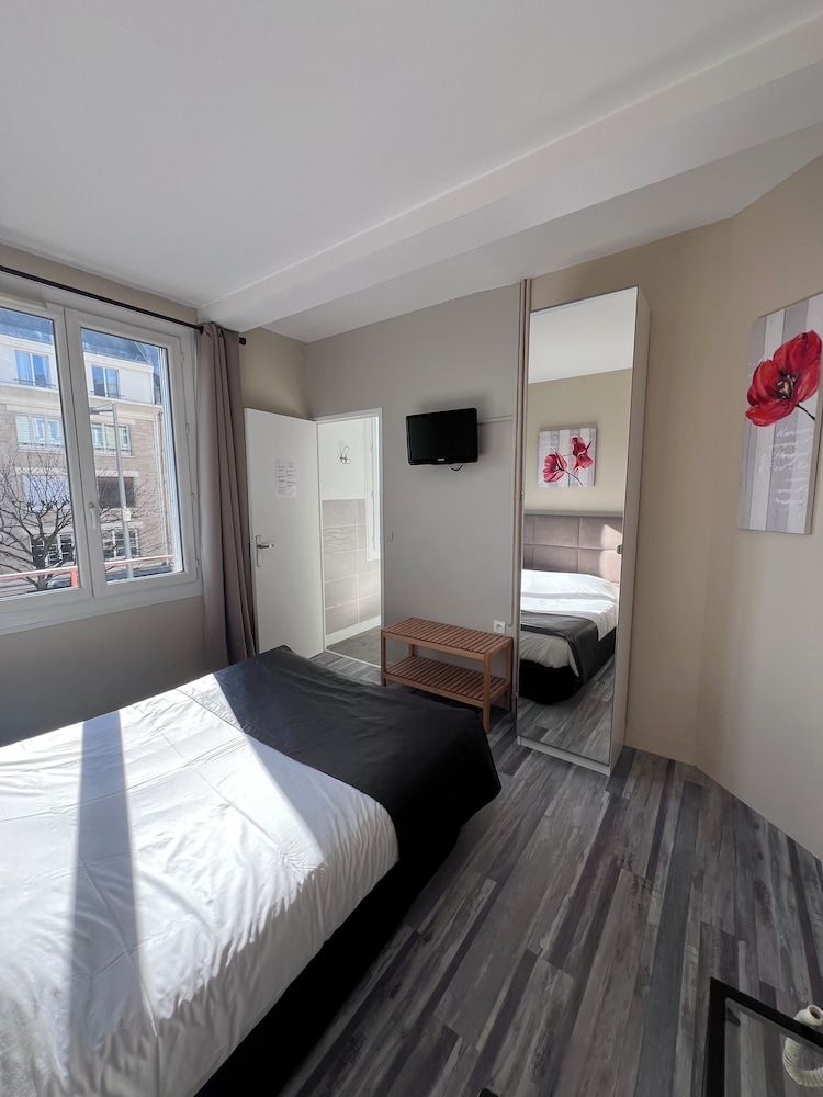 Hôtel de L'Univers Superior Double Room Single Use 2