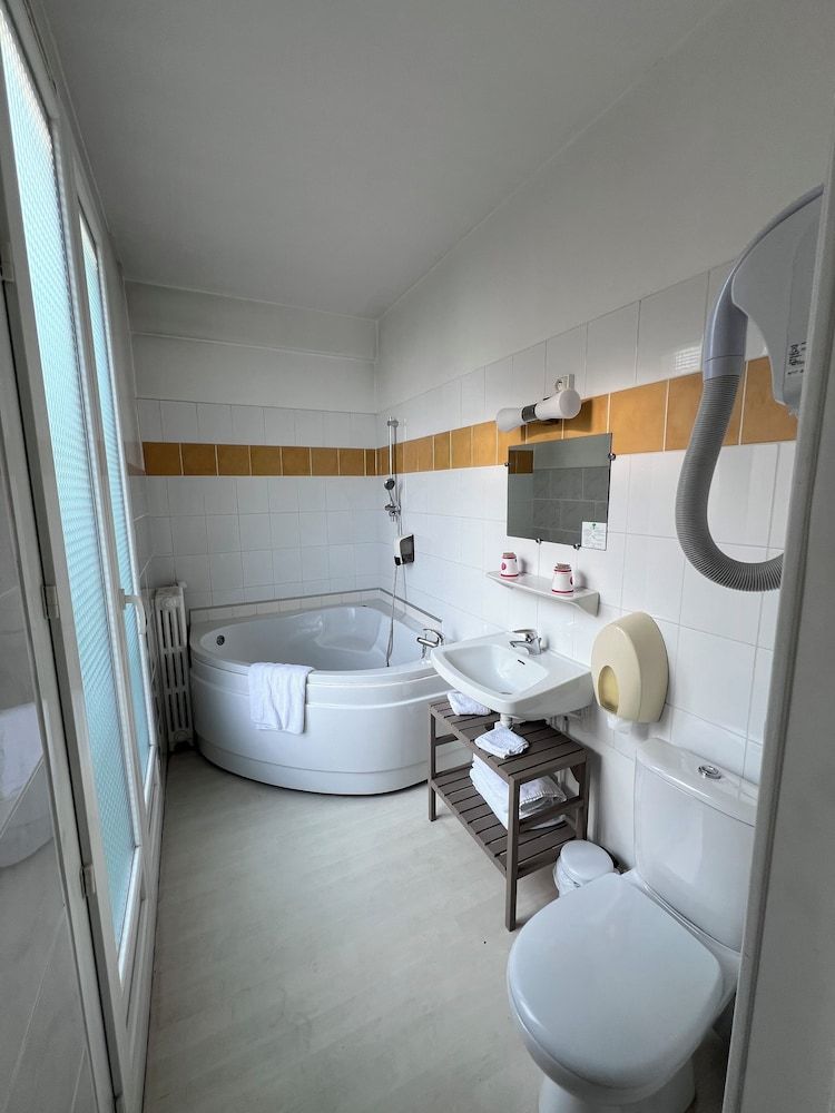 Hôtel de L'Univers Superior Double Room Single Use 6