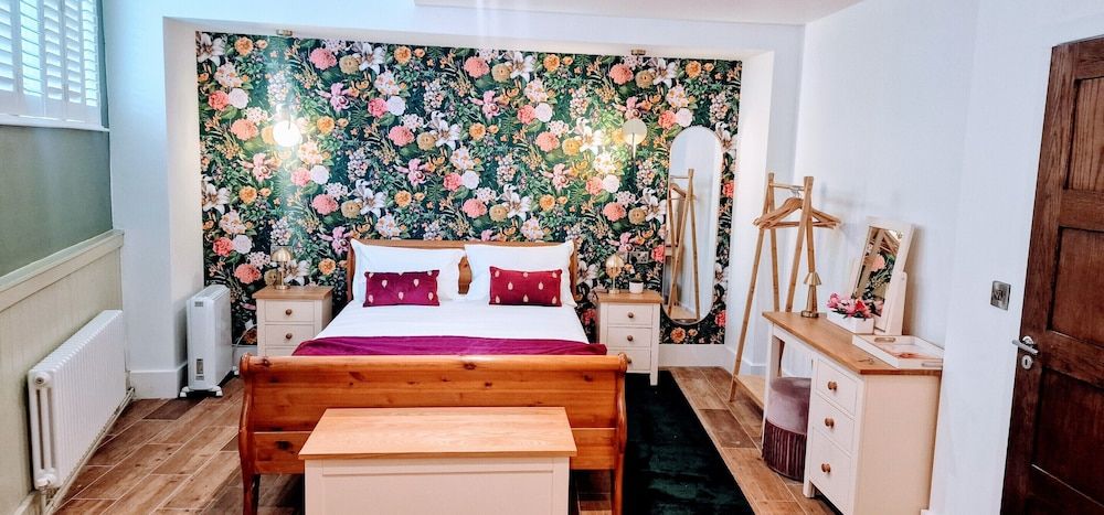 undefined Burton Stone Inn 9