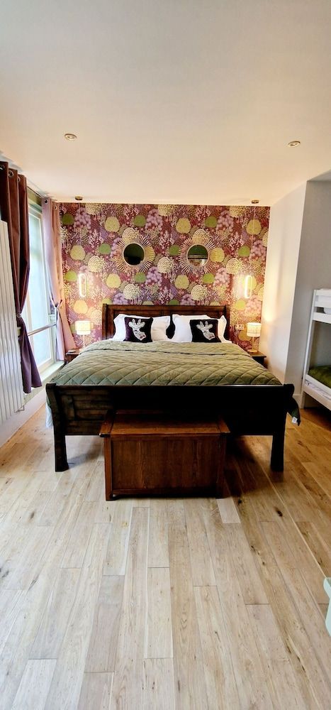 undefined Burton Stone Inn 7