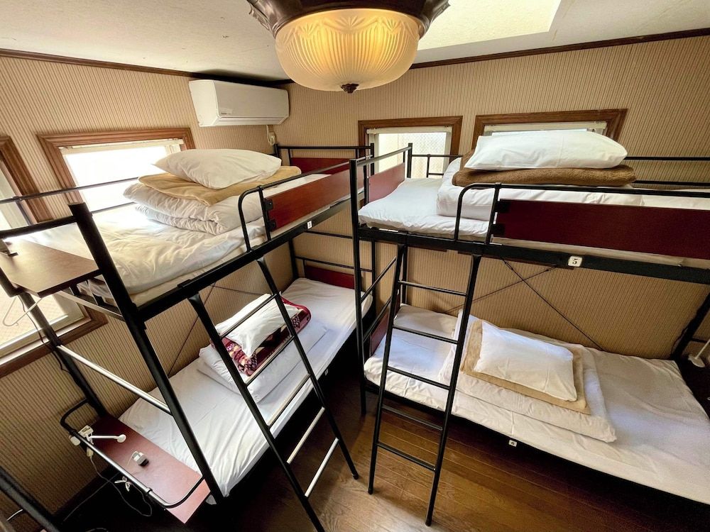 6 Bed in Female Dormitory (For multiple people, please book a room for the number of people)