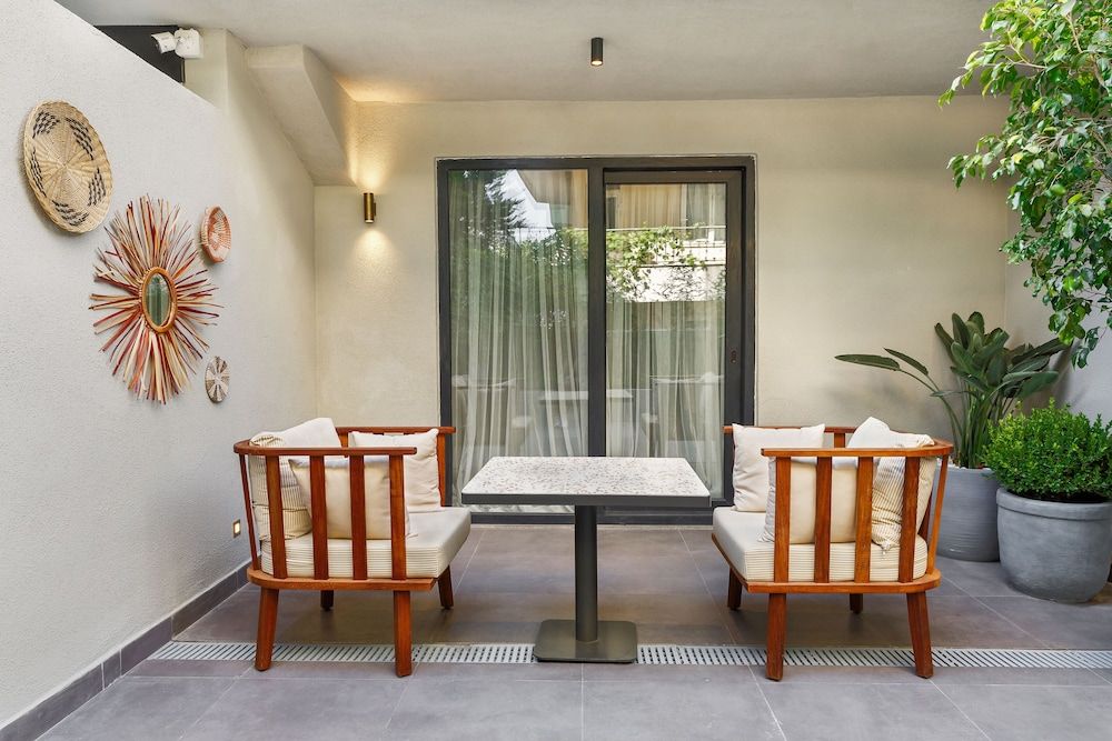 Sherwood Premio Hotel