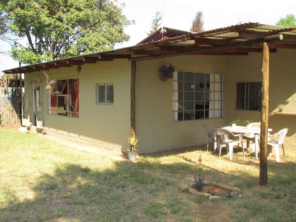 House (Farm)