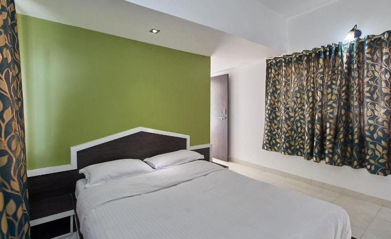 Forest View Family Room Only - CLOSED