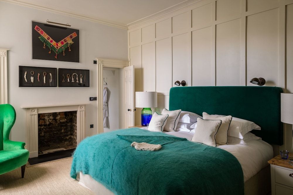 No 38 The Park Deluxe Double Room 2