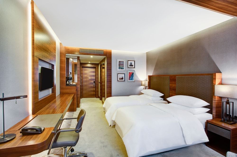Deluxe Room, 2 Twin Beds, Sea View