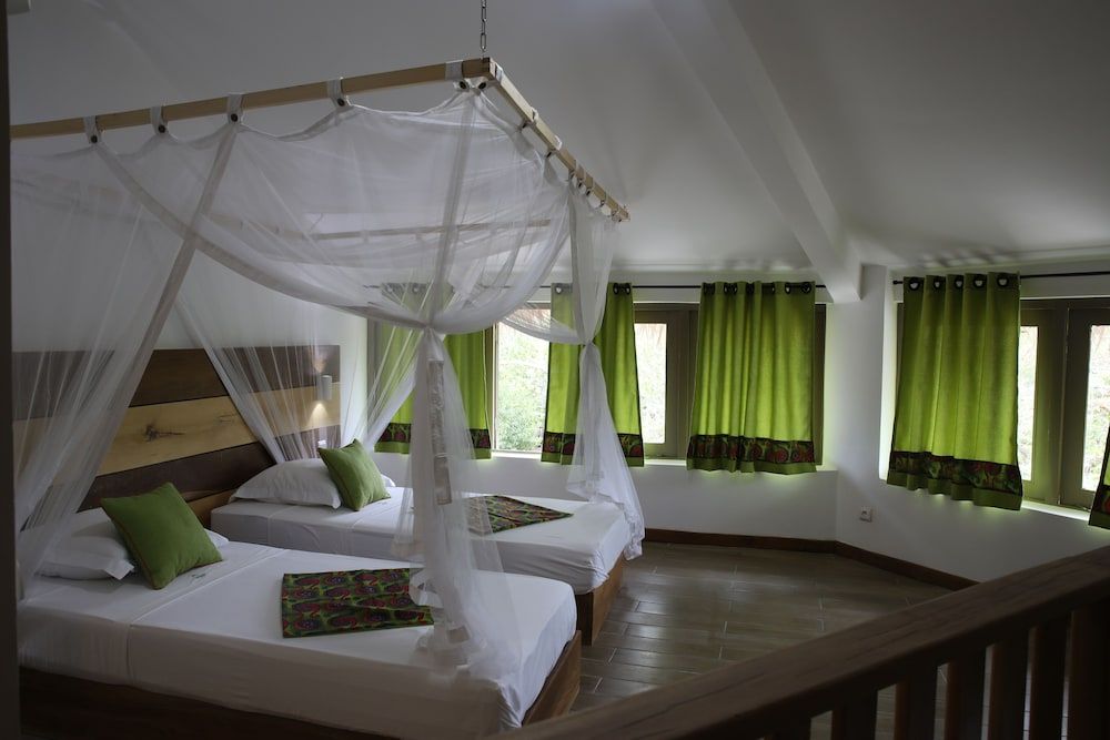 Antsanitia Resort Family Room 6