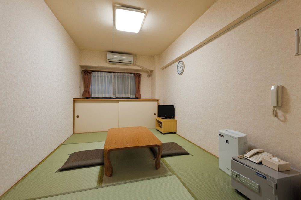 Compact Japanese Room, Non Smoking