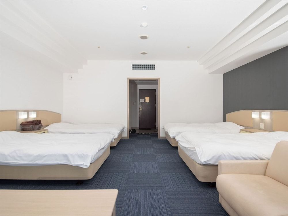 Quadruple Room (Minato Hotel)