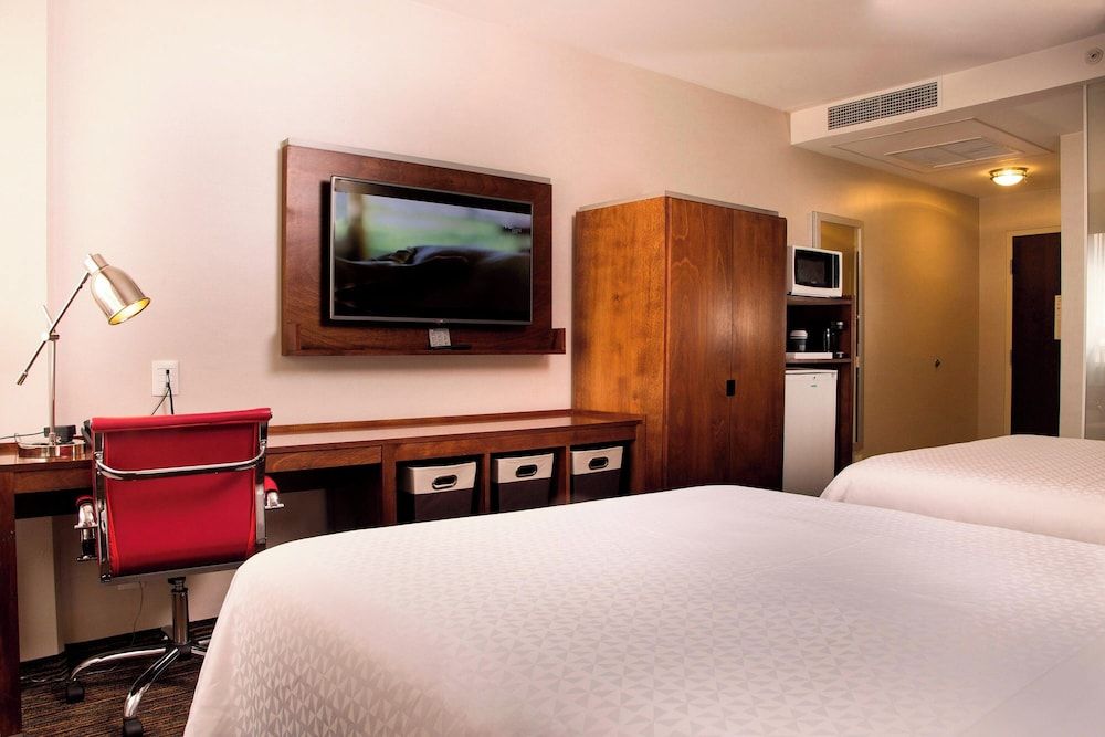 Room, 2 Queen Beds, Non Smoking