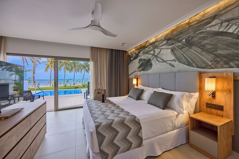 Suite (Swim Up, Elite Club, B2C)