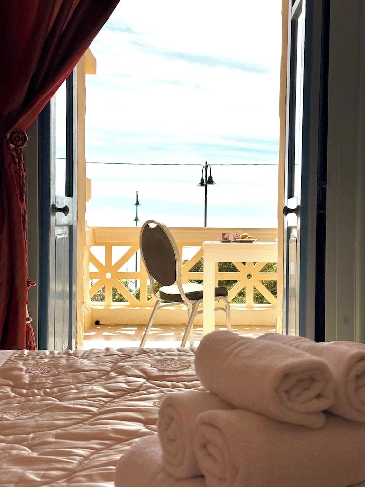 Superior Double Room, 1 Queen Bed, Ensuite, Sea View