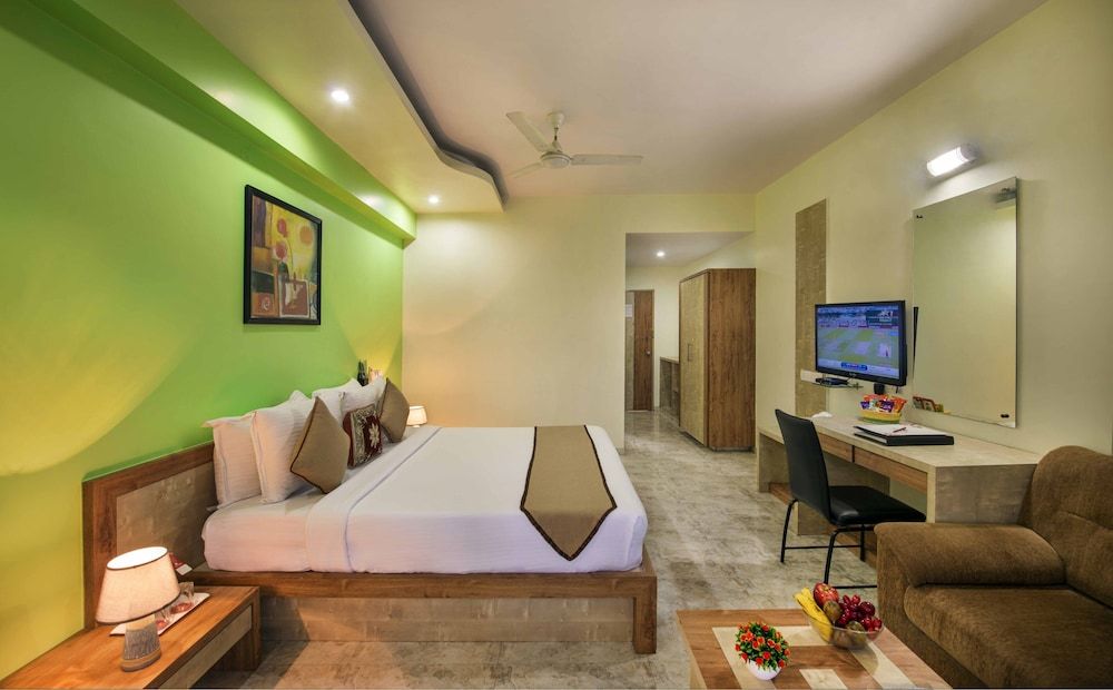 Lion Lords Inn Rajula Deluxe Room 3