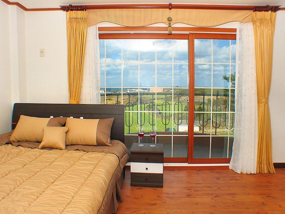 Jeju Feel House Family Studio 5