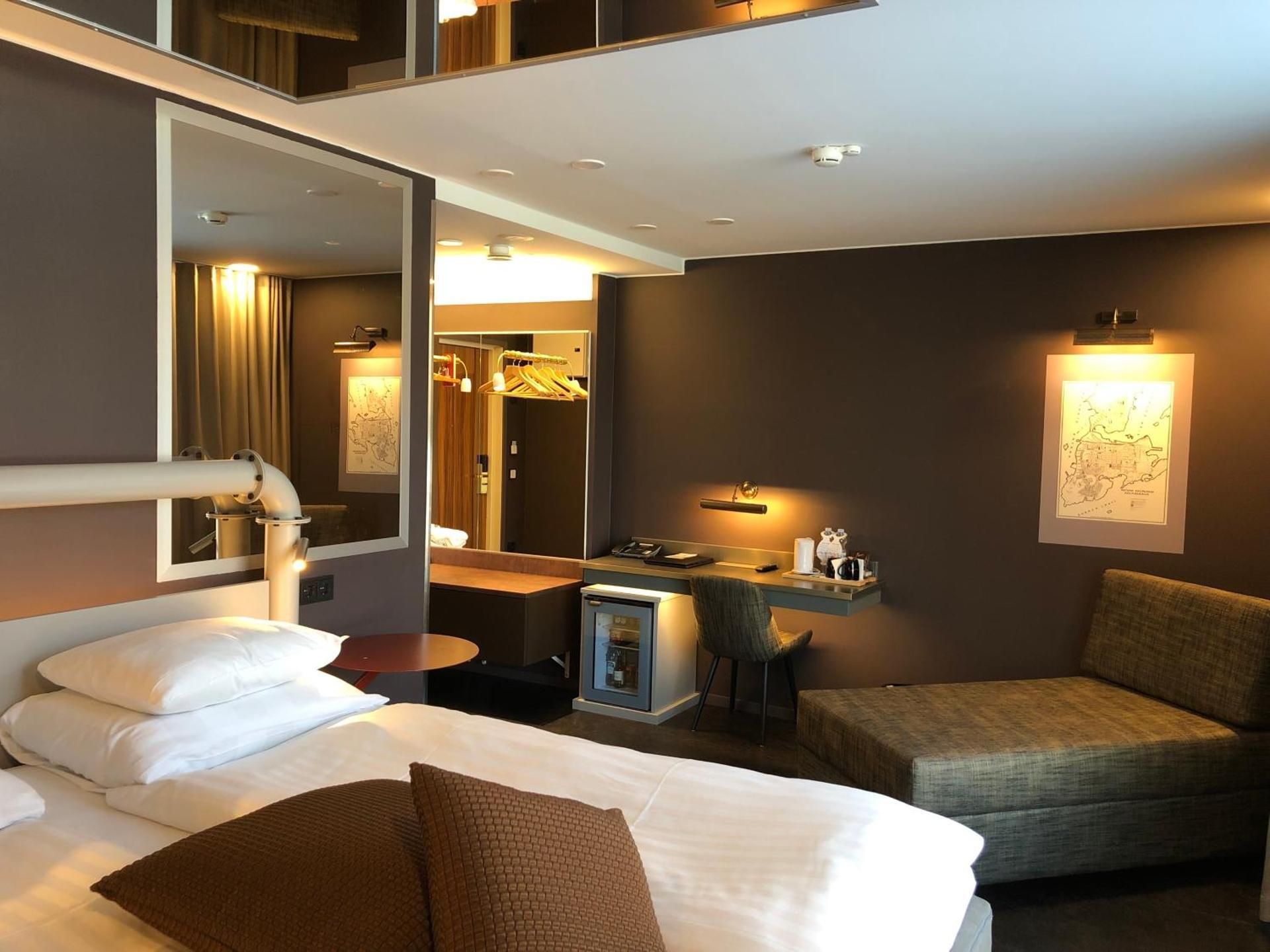 Superior Queen Room