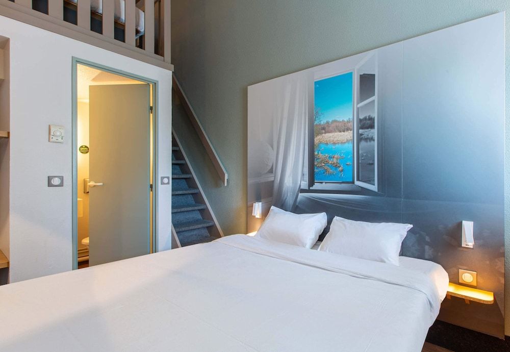 B&B HOTEL Châteauroux Aéroport Quadruple Room, Non Smoking 3