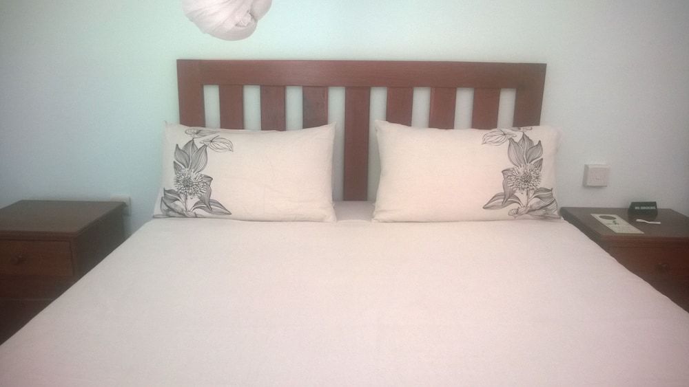 Gloria's Bed and Breakfast Double Room 5