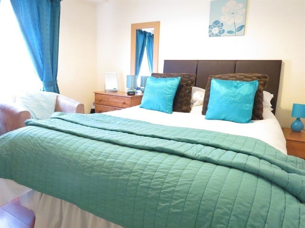 The Wyche Inn Standard Apartment, Ensuite (Ground Floor) 2